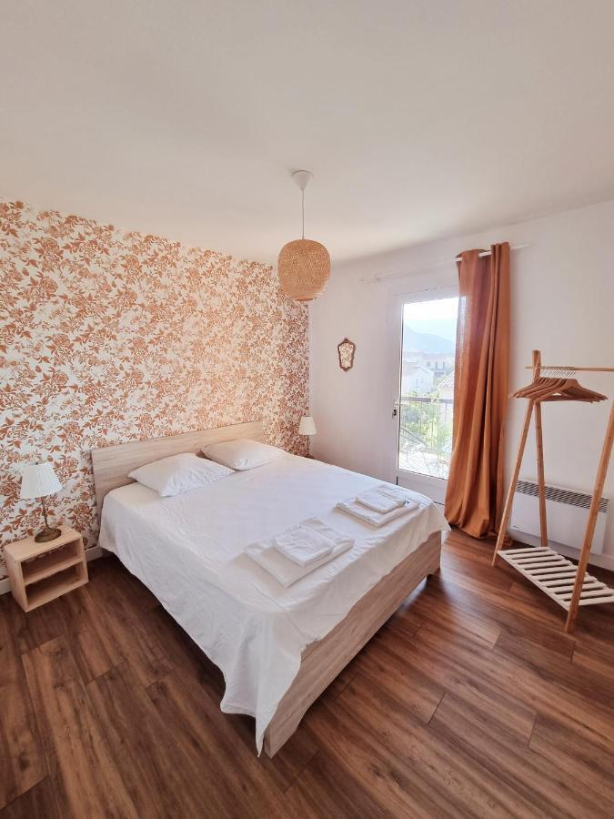 Bel Appartement Centre Ville 3 Chambres Saint-Florent  Ngoại thất bức ảnh